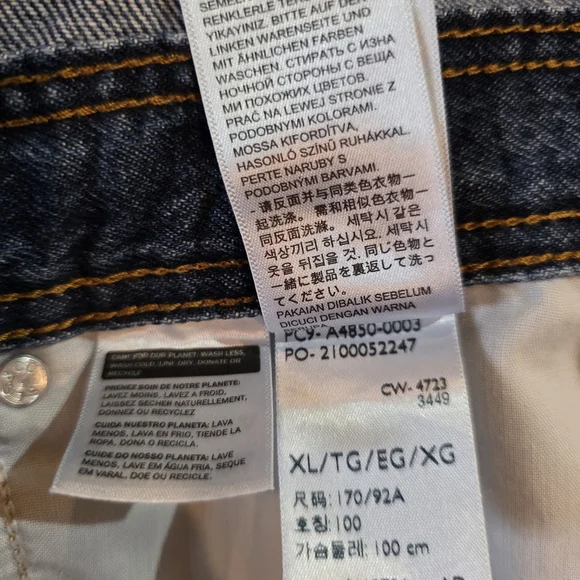 Levi's Denim Sleeveless Jumpsuit Size XL - Picture 9 of 9